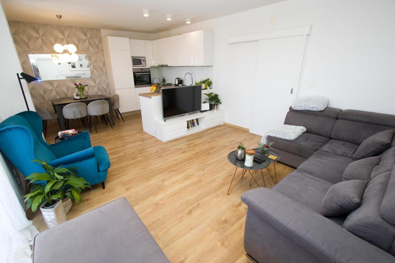 Apartmani Leo-Marin Makarska Ngoại thất bức ảnh