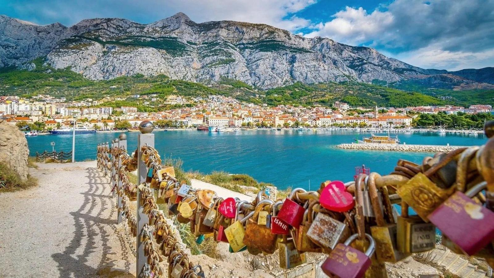 Apartmani Leo-Marin Makarska Ngoại thất bức ảnh