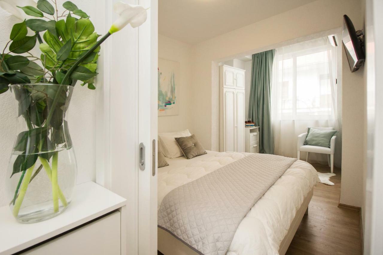 Apartmani Leo-Marin Makarska Ngoại thất bức ảnh