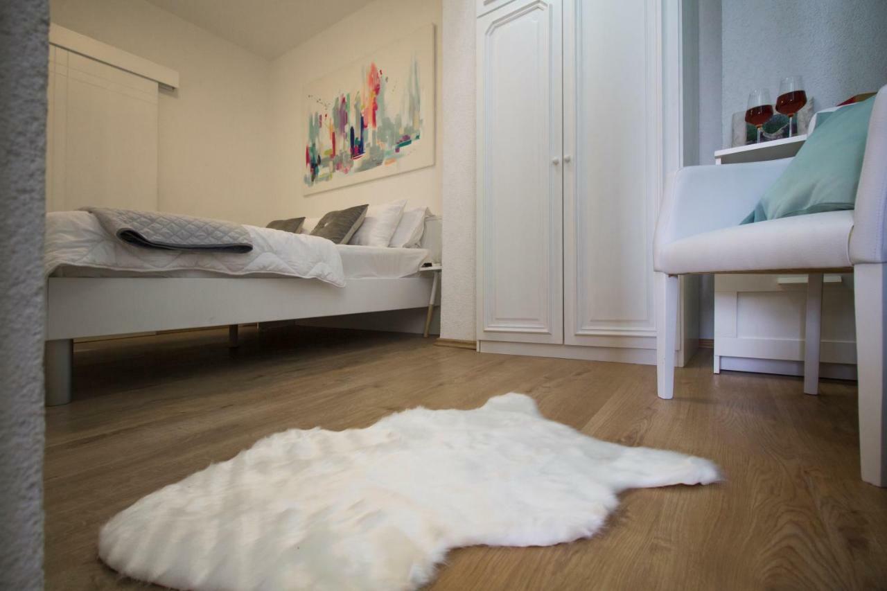 Apartmani Leo-Marin Makarska Ngoại thất bức ảnh